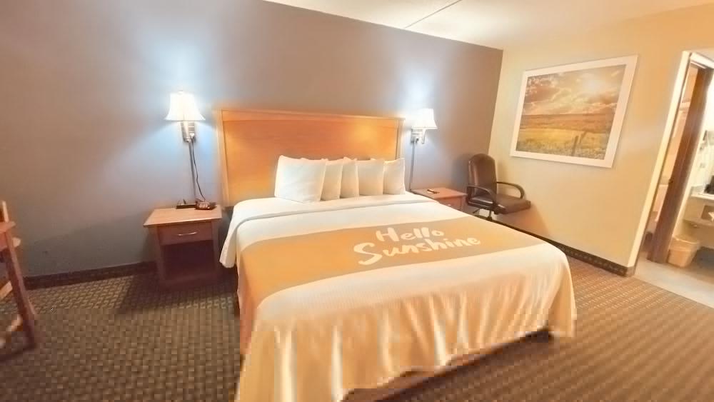 Days Inn By Wyndham Salina South Kültér fotó
