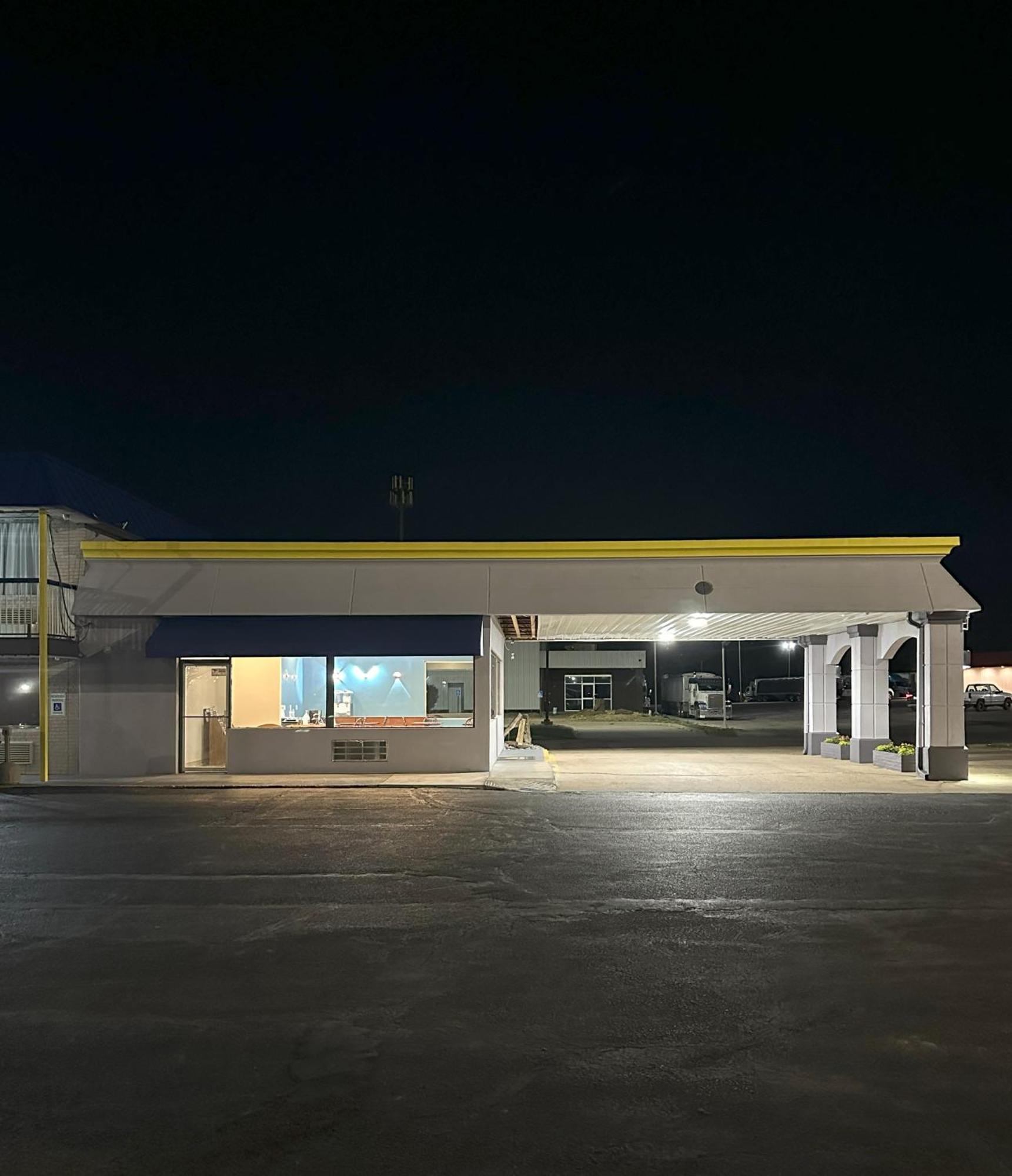 Days Inn By Wyndham Salina South Kültér fotó